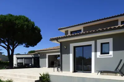 Image de Villa de standing climatisée à 700m des plages