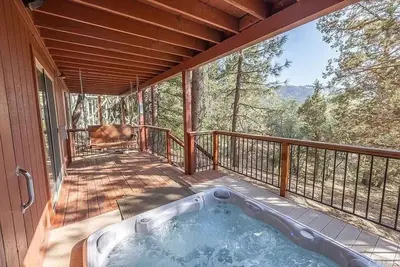 Image de Big Bear Retreat | Hot Tub | Breathtaking Views