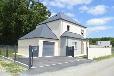 Image de maison contemporaine à Vildé guingalan à 5 km de Dinan de 2 à 10 personnes