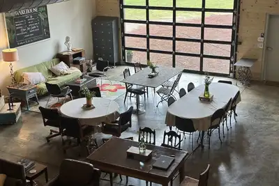 Image de Sheep Farm Stay - The Warehouse - Art Studio