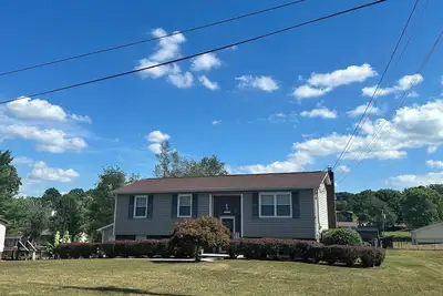 Image de Private, Cozy, Clean 4 Bedroom Home in Morristown. WiFi, Ac, close to downtown.