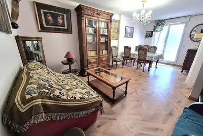 Image de Spacieux logement avec sa grande terrasse de 50m²!