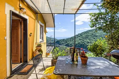 Maison confortable à Sori avec vue sur.