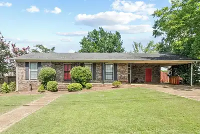 Image de Charming 3-bedroom house in fabulous Tuscaloosa!