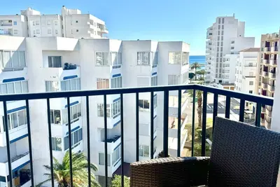 Image de Eli. Appartement à 100m de la plage