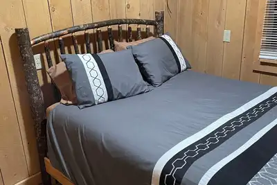 Image de Mountain View Tiny Cabin in the Catskill mountains. Luxury Dog Friendly