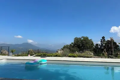 Image de Maison avec vue imprenable sur la vallée, à seulement 15mn de Corte
