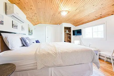 Image de Beach Cabin On Lake Cecebe- Maijac Resort & Marina