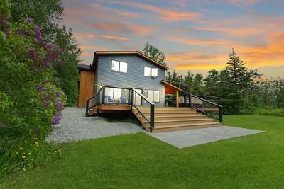 Image de Lakefront! Kayaks\/Paddleboard, Fire pit, King bds! , Luxe Lakefront! Kayaks\/Paddleboard, Fire pit, Ch