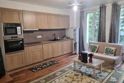 Image de Appartement saint ouen 45m2 a 2 min de paris 5 min du metro.