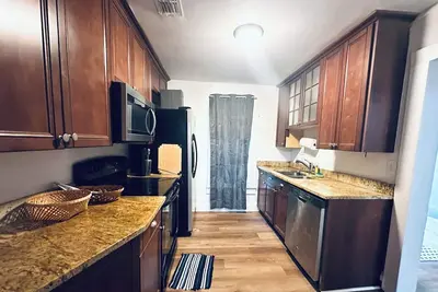 Image de Charming 2-Bedroom Retreat Near Busch Gardens and Breweries