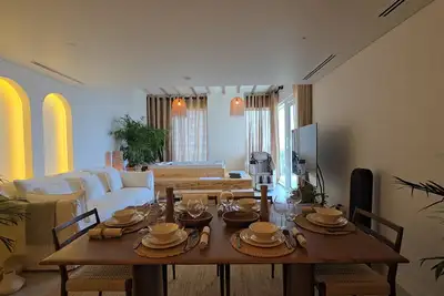 Image de Luxury 2br Biophilic Retreat with Private Beach & Jacuzzi overlooking the Sea