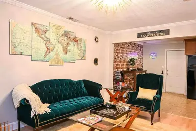 Image de Lavish Townhome with King & Queen Beds in Plaza Midwood-10 min drive uptown