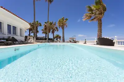 Image de Atlantic Dream with pool and jacuzzi Only Adults