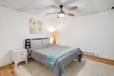 Image de Cozy Mountain Stay, 5 Minutes to Downtown, and Hiking!