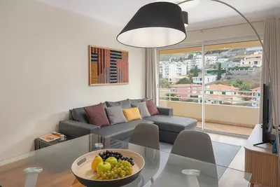 Image de Appartement avec balcon et piscine - Green Park