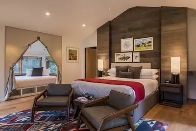 Image de Luxury Tree Houses into the Heart of Washington