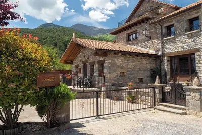 Image de Appartement \"Bachella\" avec vue sur les montagnes, terrasse privée et Wi-Fi
