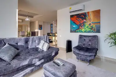 Image de Luxury Penthouse 6 Bd 4 Bth w/ Rooftop Pool + Fiber Internet, Guest Friendly