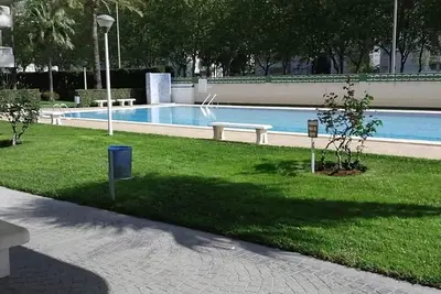 Image de Appartement 'Alquilar Mas Comprar - Tere 3' avec piscine et jardin partagés