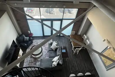 Image de Sleeps 8 in downtown Sandusky minutes from Cedar Point &Sports Force