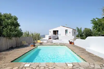 Image de Petite maison \"Casa De Los Pintores\" avec piscine privée, Wi-Fi et climatisation