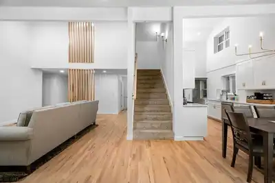 Image de Minimalists Dream in Broken Arrow