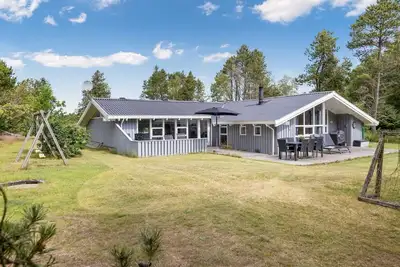 \"Tabithe\" - 500m from the sea by Interhome