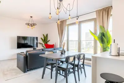 Image de Modern Stay: Balcony, Queen Bed, Near Suessem