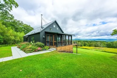 Image de Mountain View: Airy + Secluded w\/Panoramic Views