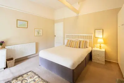 Host & Stay | Upper Lodge
