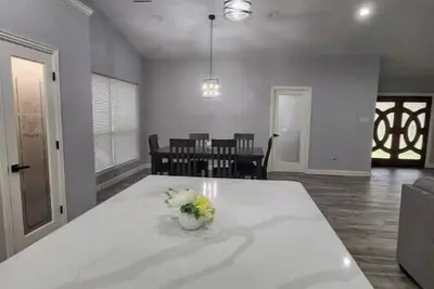 Image de Charming 3-bedroom house in fantastic Houston with Ac, WiFi