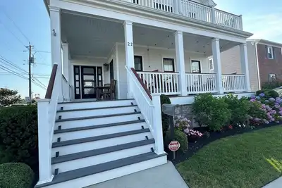 Image de 6-bedroom 6. 5 bathroom Margate Gem - Close to Beach