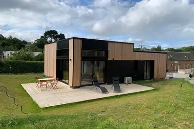 Image de Brug Bihan \/ Cozy Plein Pied (maison bois) proche toutes commodités et plage