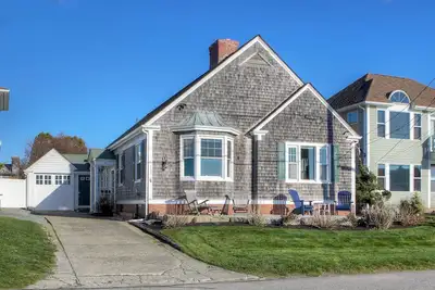 Image de Oceanfront 3-Bedroom Near First Beach