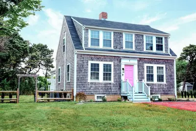 Image de New 5br/5ba Nantucket Retreat with Ac, Wi-Fi, and Beach amenities