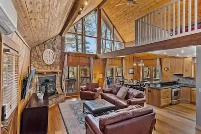 Image de Best Luxury Cabin Oasis Getaway Heart of MundsPark