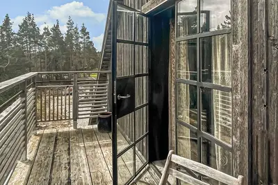 Image de Belle maison à Lärbro avec WiFi