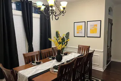 Image de Spacious! 5-bedroom house with Theater and Game Room in enchanting Missouri City