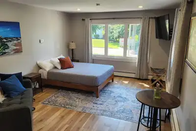 Image de Quiet and comfortable minutes to downtown