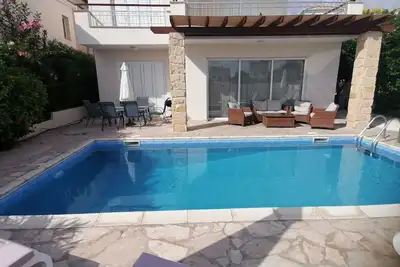 Image de Hillcrest Holiday Villa - Lovely 3 bed \/ 3 bath villa in Peyia
