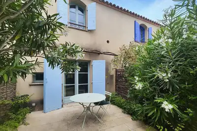 Image de Belle maison à Saint Laurent de la Ca