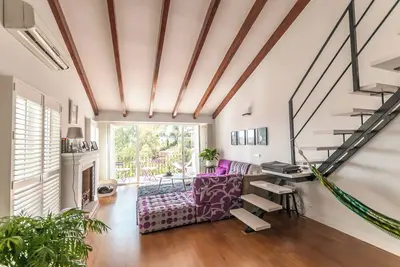 Image de Penthouse With Epic Views