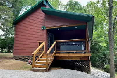 Image de Hot Tub Cabin- In the Heart of Shawnee Wine Trail