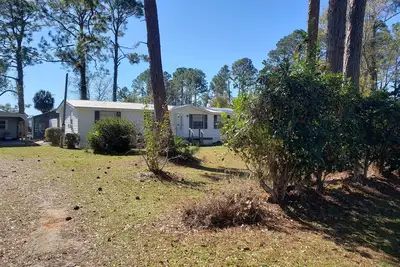 Image de Reduced rates! Gated house 3/2 close to everything! Pet friendly. Book now!
