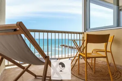 Image de Appartement en 1ère ligne avec vue face a la mer
