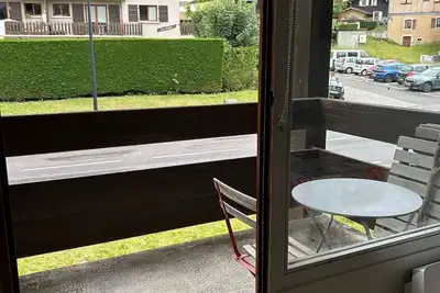 Image de Studio cabine rénové proche piste Bardelle et à 5 mn à pieds du centre