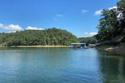 Image de Sapphire Shores Waterfront On Smith Lake \n