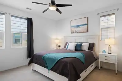 Image de Beautiful Coastal Townhouse in SoCal!