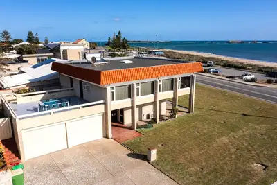 Image de Coastal Sunset Paradise! Beach front & Ocean Views